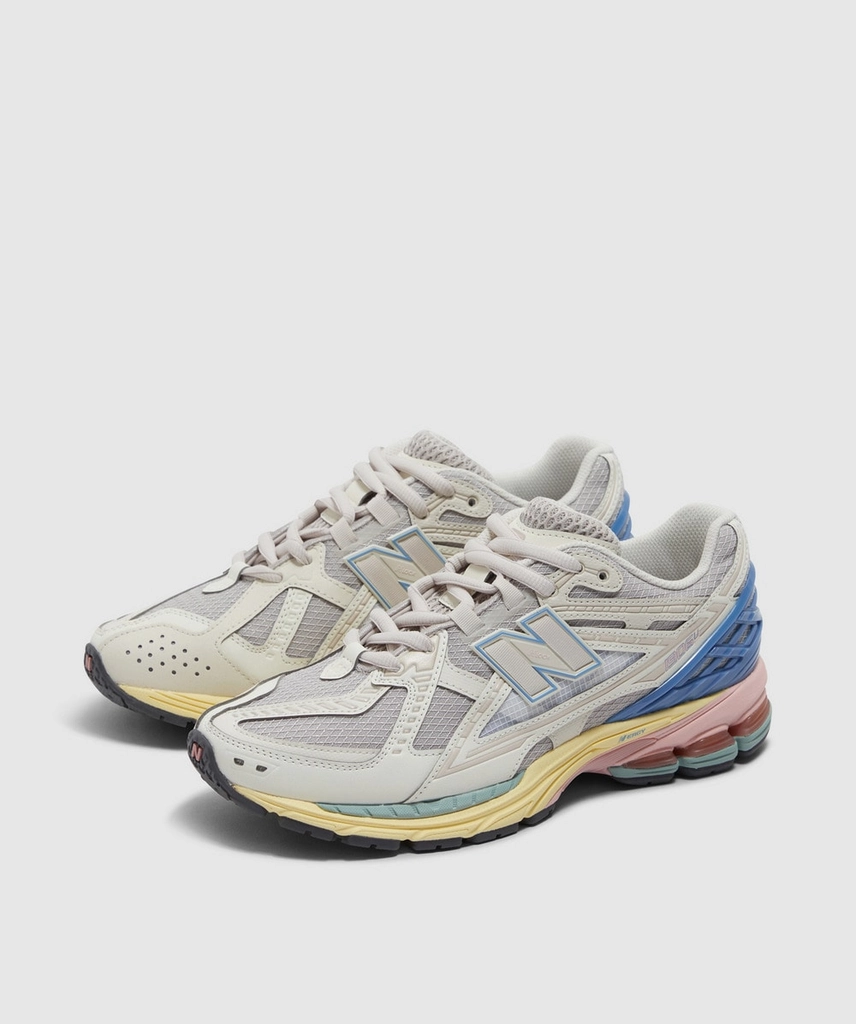 New Balance 1906 sneaker
